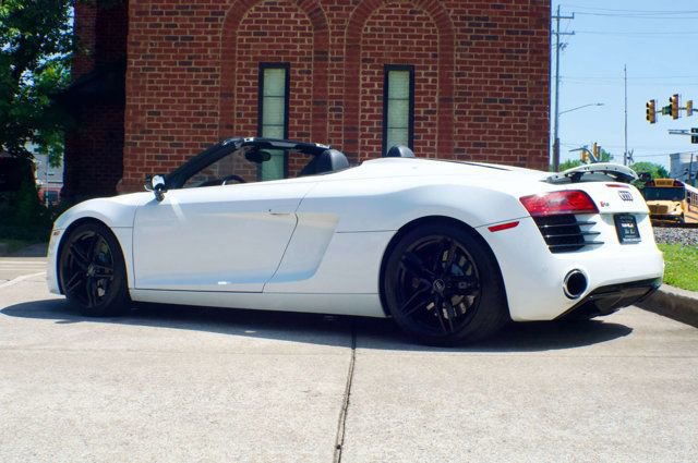 Used 2014 Audi R8 V8 w/ Convenience Package AWD/4WD image 7