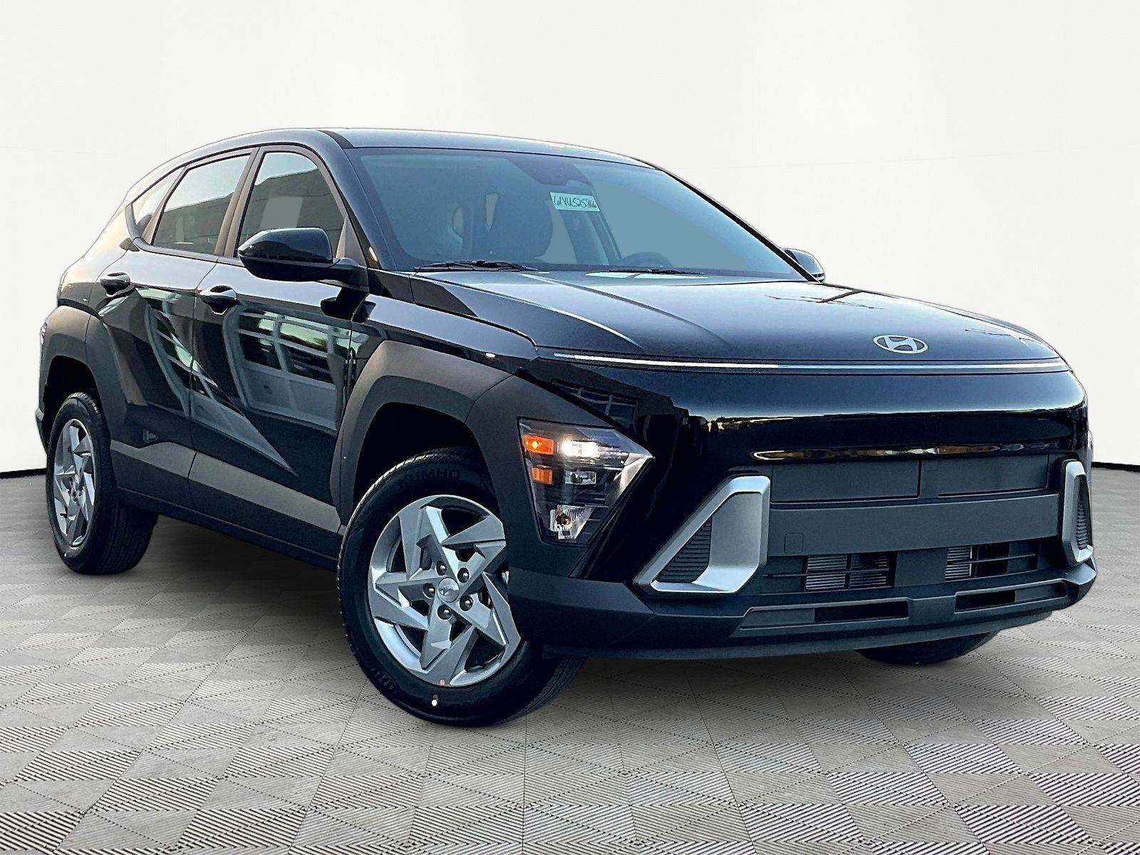 New 2027 Hyundai Kona SE AWD/4WD image 3