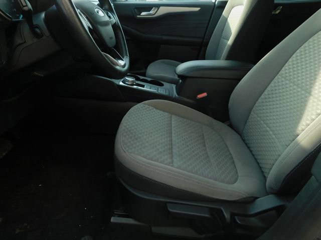 Used 2021 Ford Escape SE w/ Cold Weather Package image 11