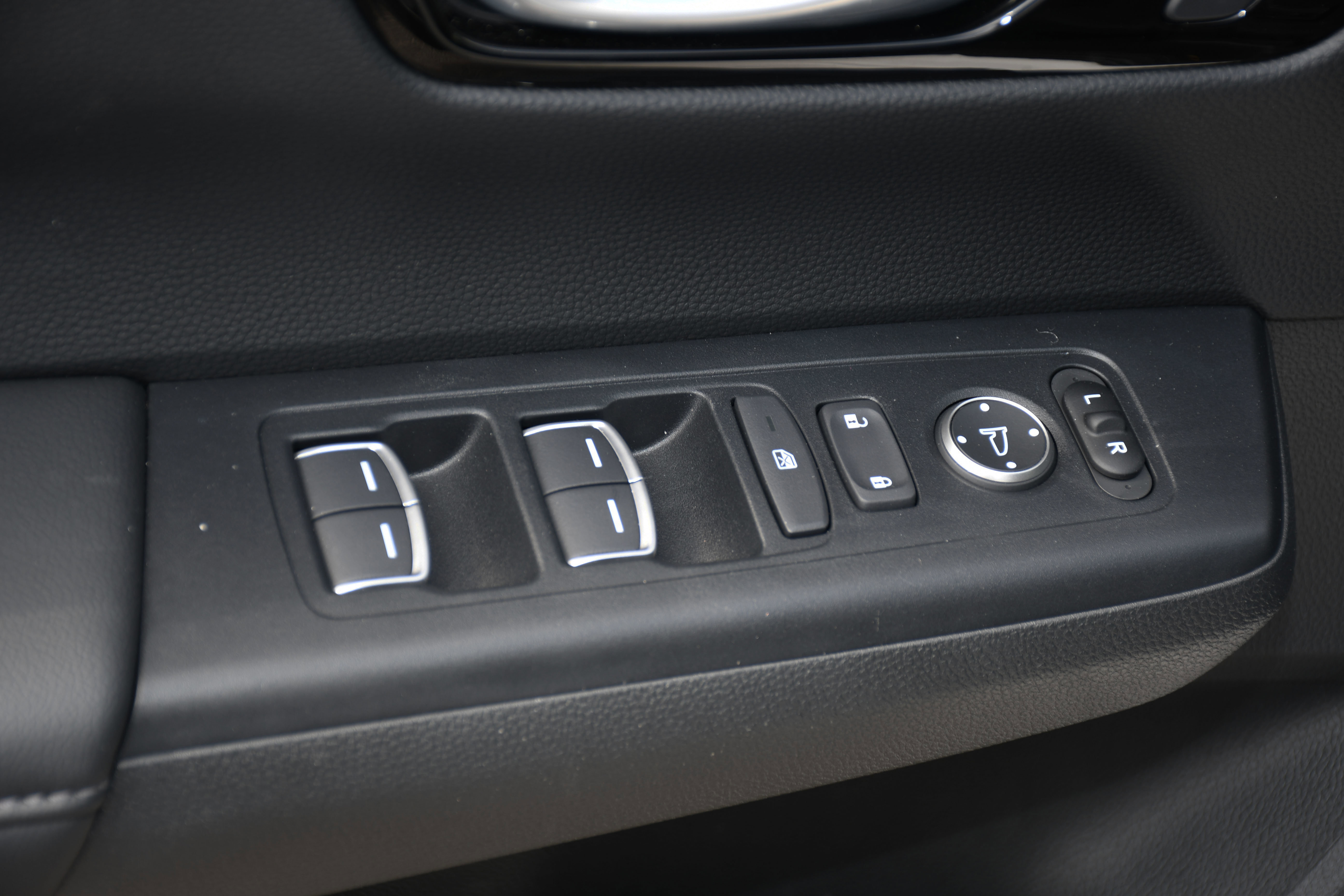 Certified 2024 Honda CR-V EX-L image 11