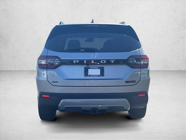 New 2026 Honda Pilot TrailSport image 8