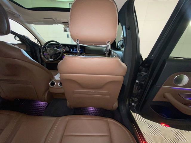 Used 2017 Mercedes-Benz E 400 4MATIC Wagon image 36