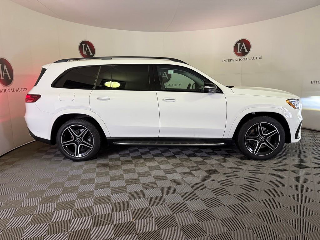 Used 2026 Mercedes-Benz GLS 450 4MATIC image 12