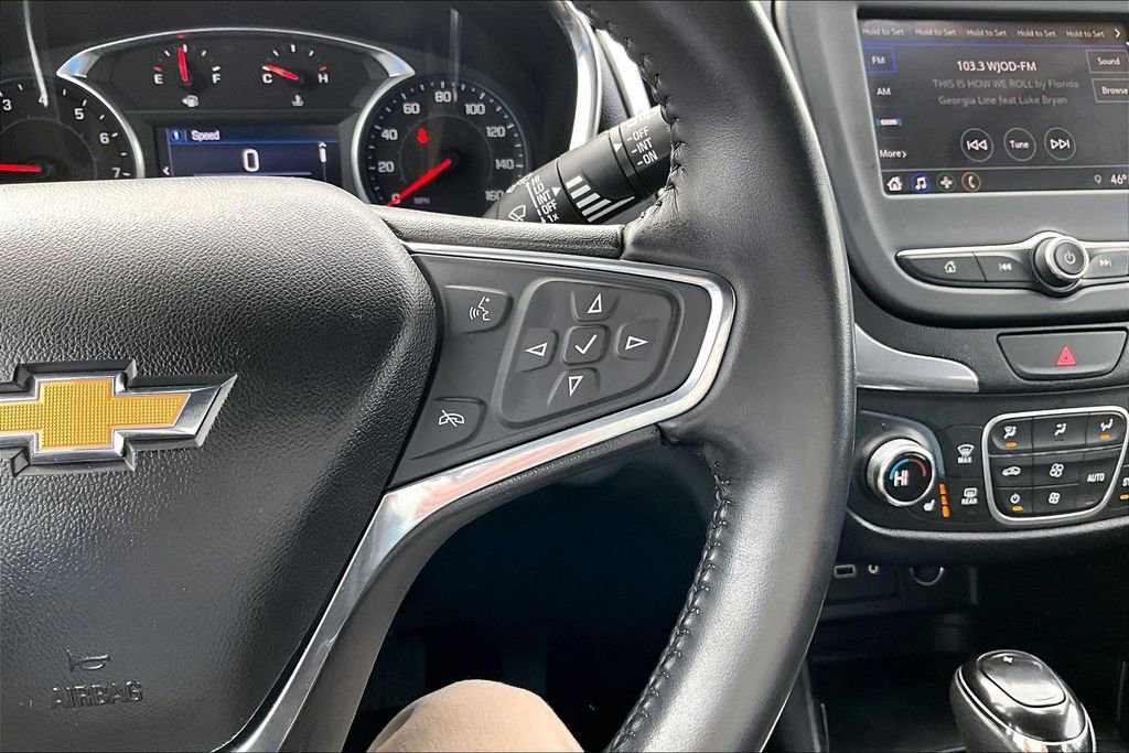 Used 2020 Chevrolet Equinox LT w/ Driver Convenience Package image 12