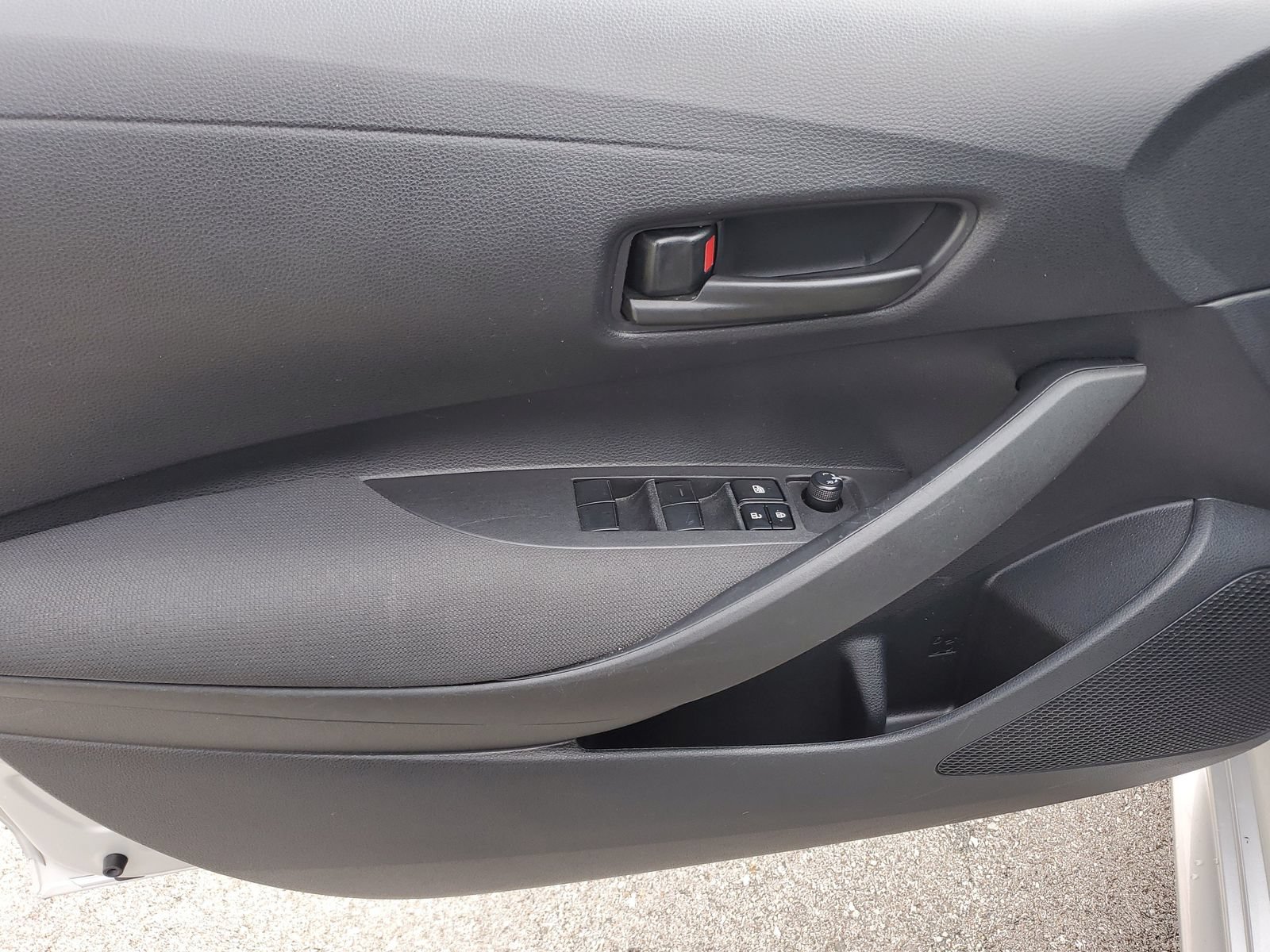 Certified 2024 Toyota Corolla LE FWD image 20