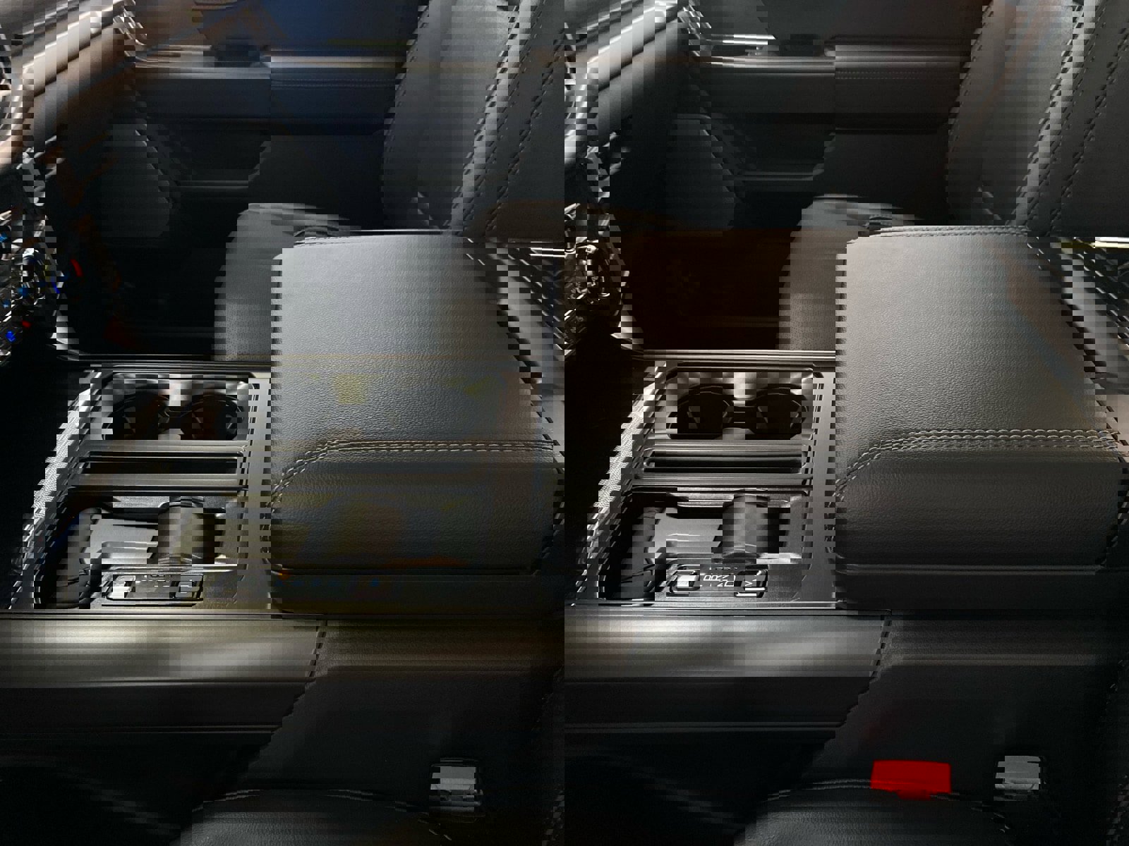 New 2026 Ford F150 Lariat w/ Equipment Group 501A Mid AWD/4WD image 28