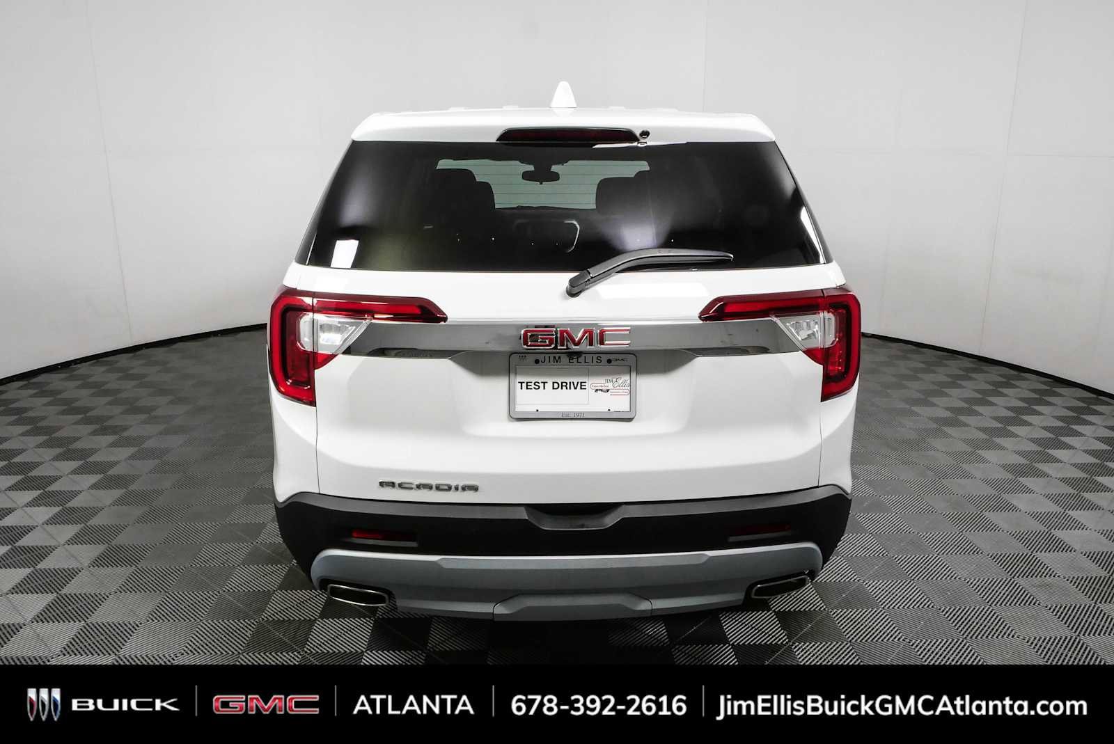 Used 2023 GMC Acadia SLE FWD image 25