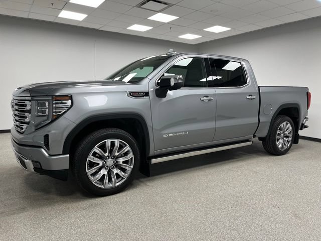 Used 2023 GMC Sierra 1500 Denali w/ Denali Reserve Package AWD/4WD image 6