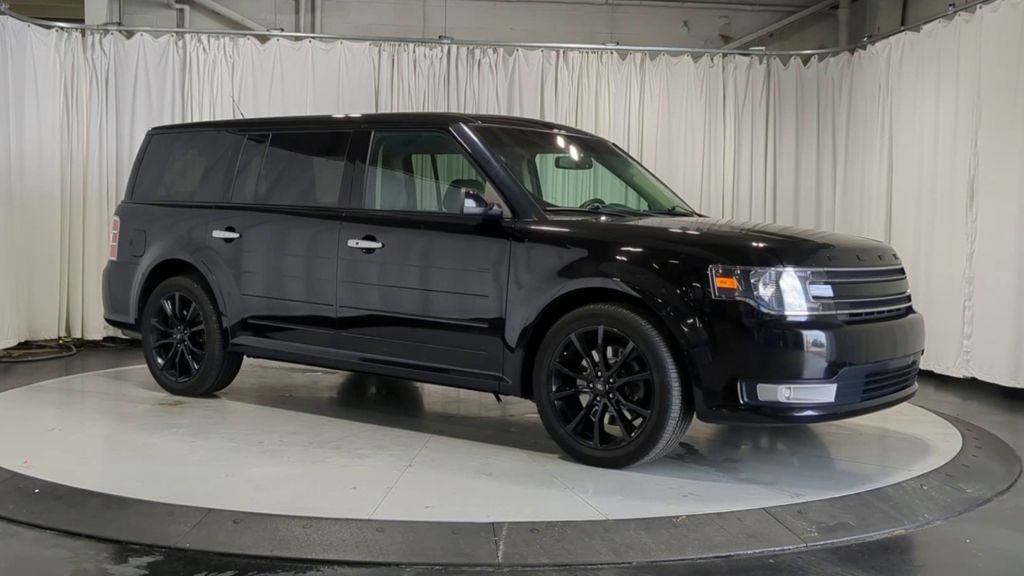 Used 2018 Ford Flex SEL w/ Equipment Group 202A AWD/4WD image 3