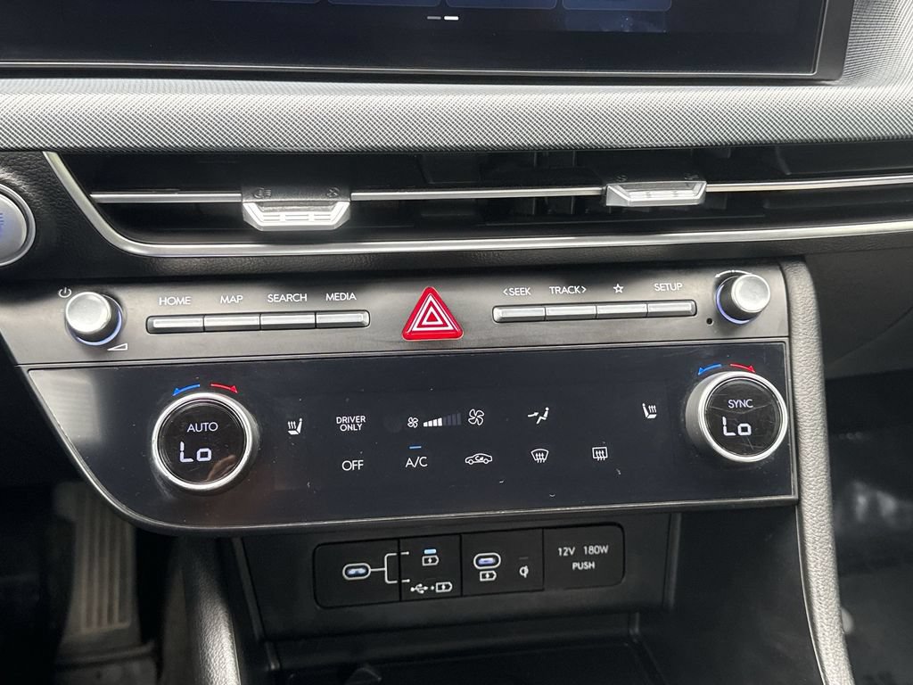 Used 2025 Hyundai Sonata SEL FWD image 16
