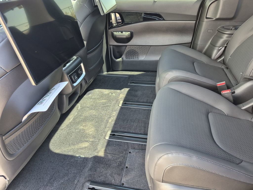 New 2026 Kia Carnival SX Prestige FWD image 12