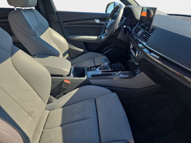 Used 2022 Audi SQ5 Premium Plus w/ Premium Plus Package image 12