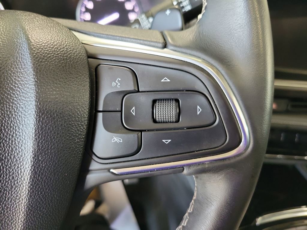 Used 2023 Buick Envision Essence w/ Sport Touring Package image 42