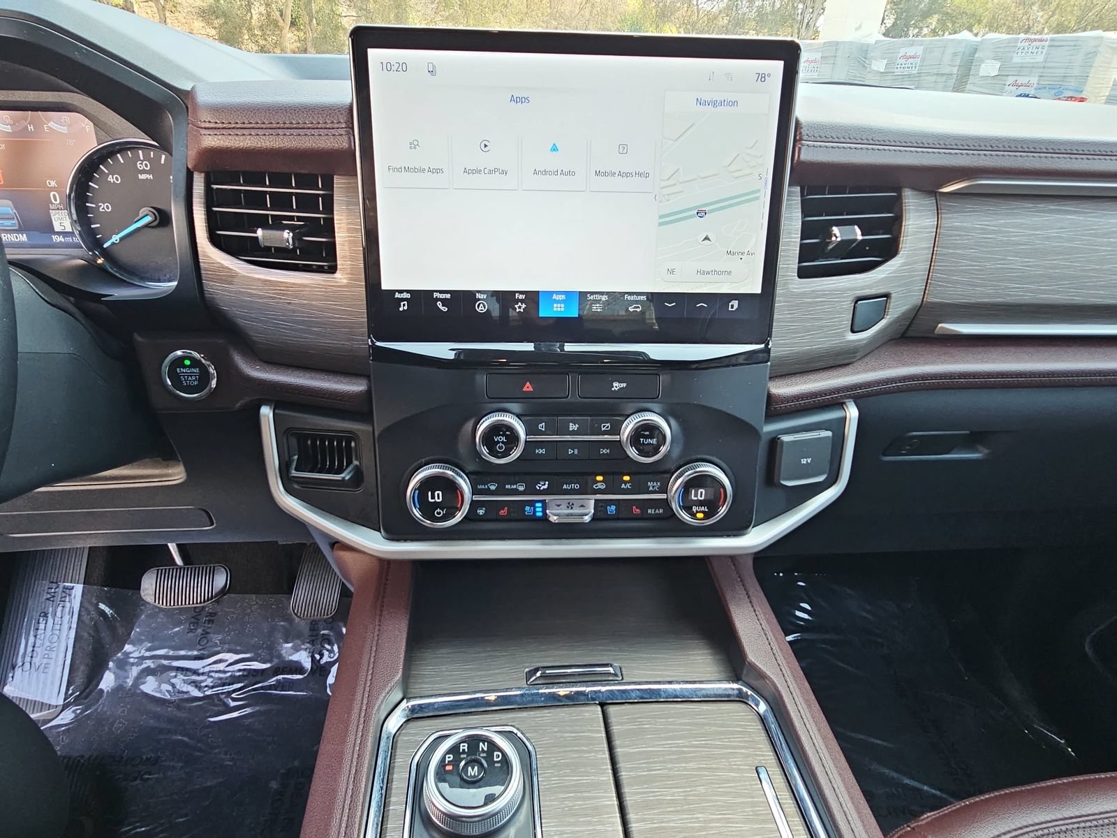 Used 2022 Ford Expedition Limited AWD/4WD image 20