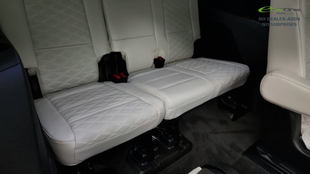 Used 2026 Cadillac Escalade Platinum Sport w/ LPO, ONYX Package AWD/4WD image 47