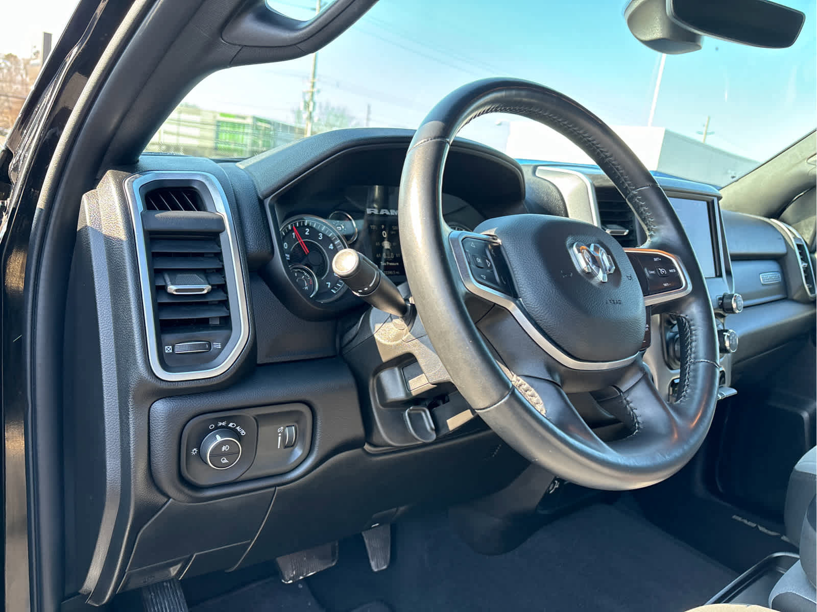 Used 2024 RAM 2500 Big Horn w/ Bed Utility Group image 10