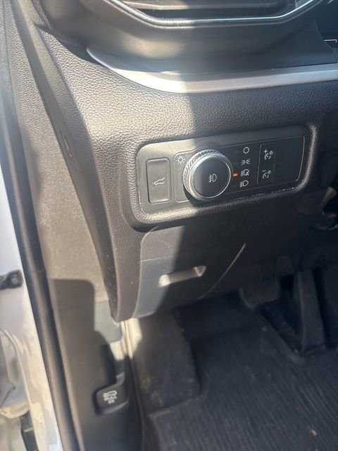 Used 2021 Ford Explorer XLT w/ Equipment Group 202A image 21