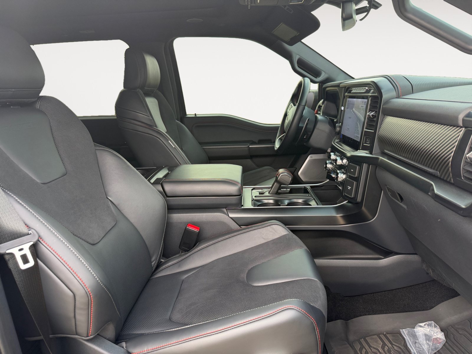 Used 2026 Ford F150 Raptor AWD/4WD image 15