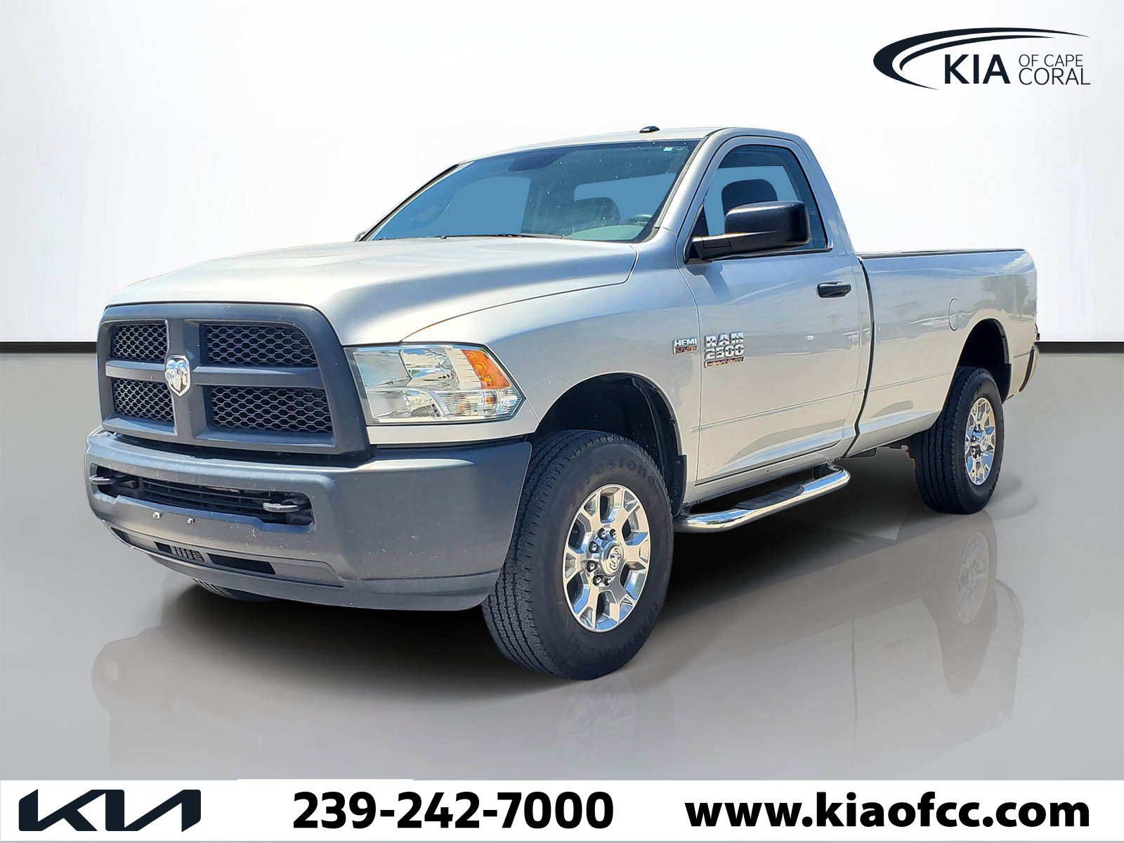 Used 2014 RAM 2500 Tradesman w/ Power & Remote Entry Group image 3