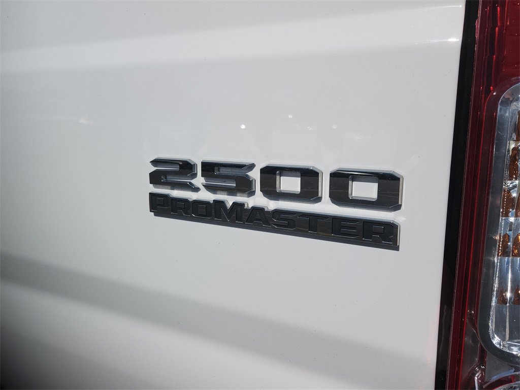 Used 2023 RAM ProMaster 2500 image 12