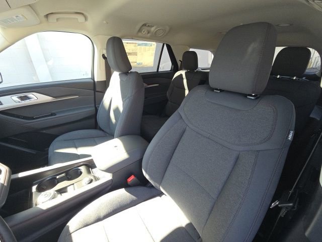 New 2026 Ford Explorer Active image 16