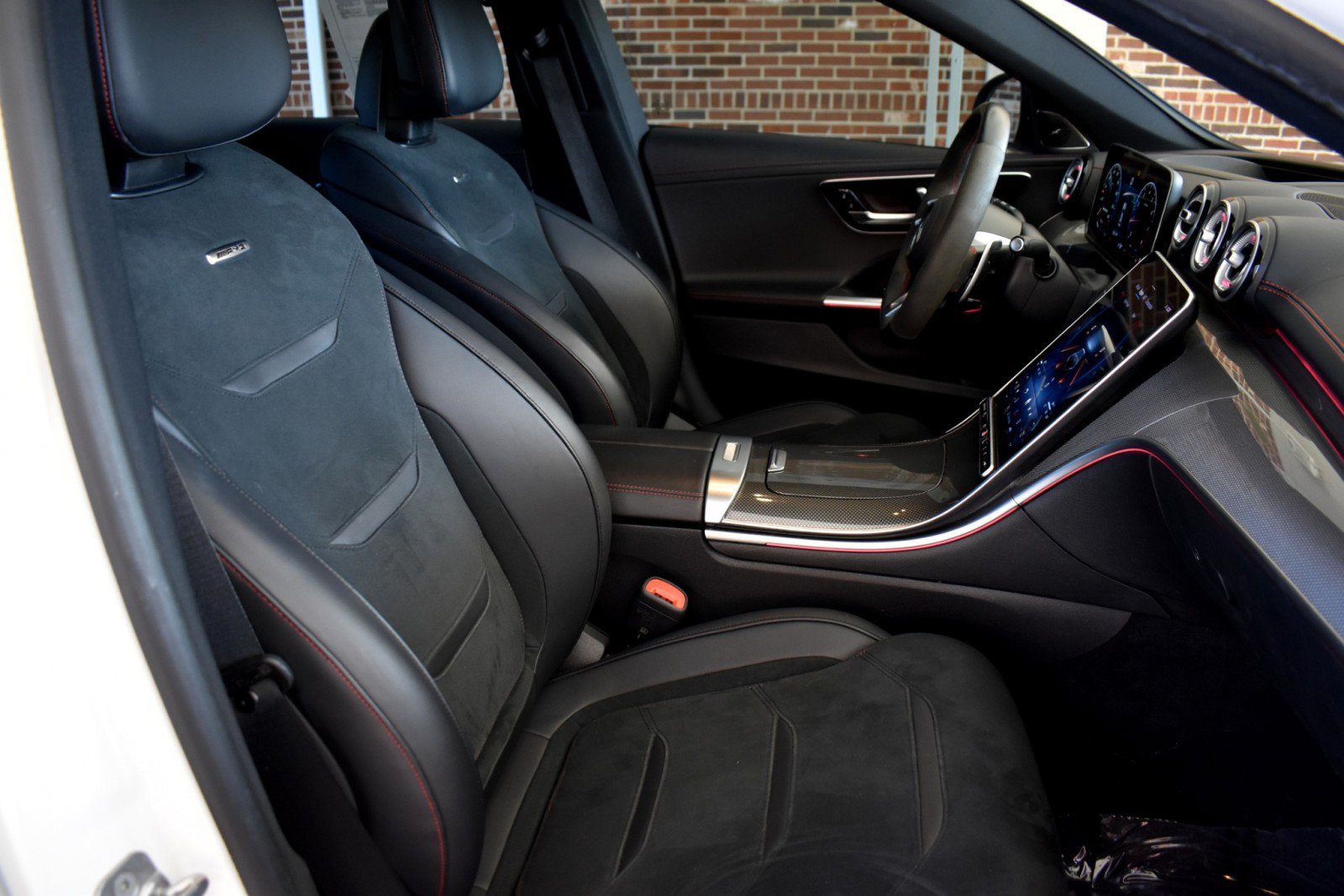 Used 2023 Mercedes-Benz C 43 AMG 4MATIC Sedan image 43
