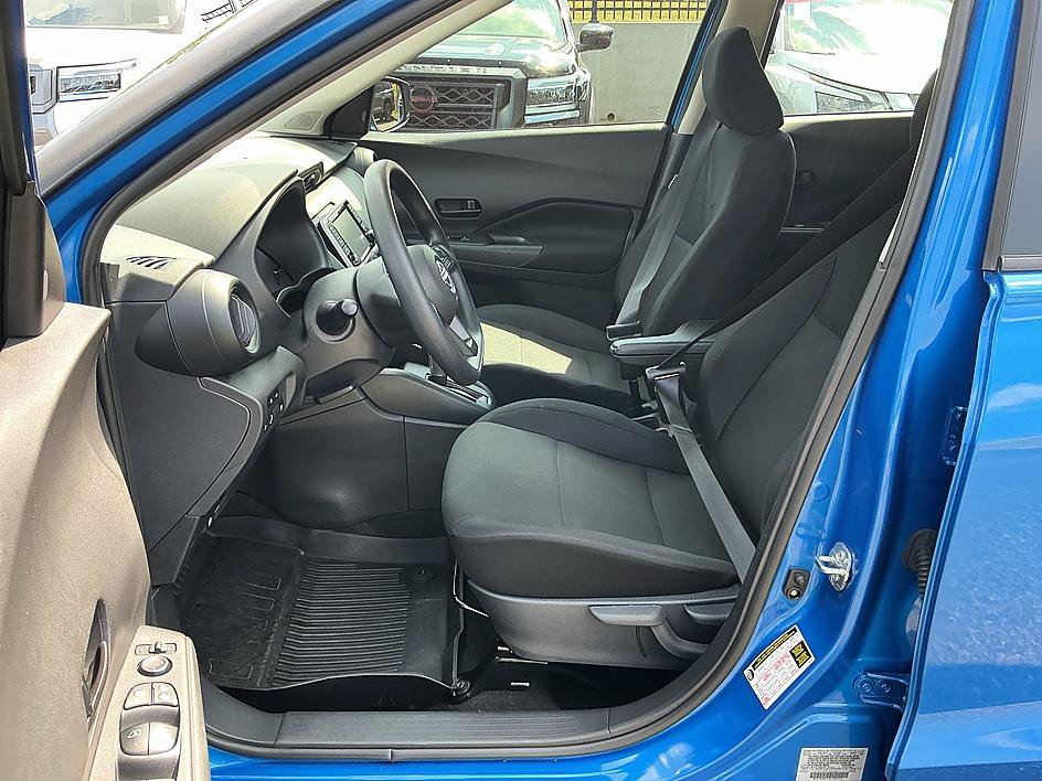 Used 2025 Nissan Kicks Play S FWD image 12