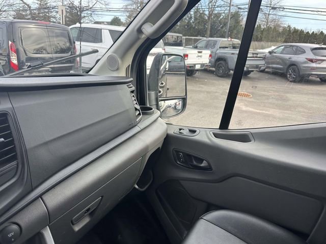 Used 2024 Ford Transit 250 148 High Roof AWD image 28