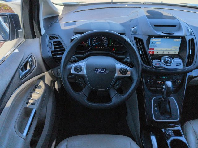 Used 2018 Ford C-MAX Titanium FWD image 16