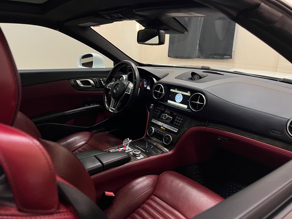 Used 2013 Mercedes-Benz SL 550 w/ Premium Pkg image 27