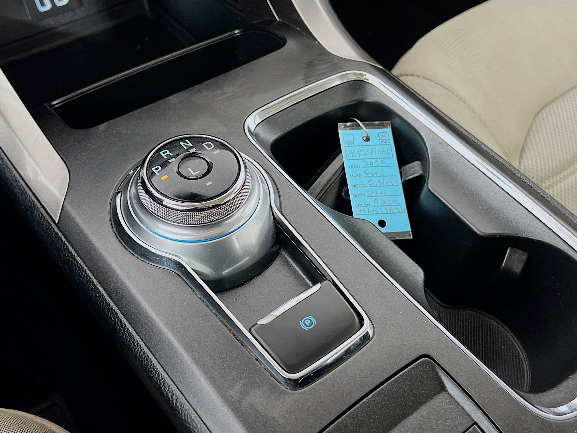 Used 2019 Ford Fusion S FWD image 17