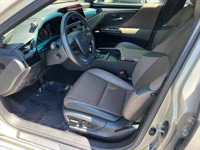 Certified 2023 Lexus ES 350 w/ Premium Package FWD image 9