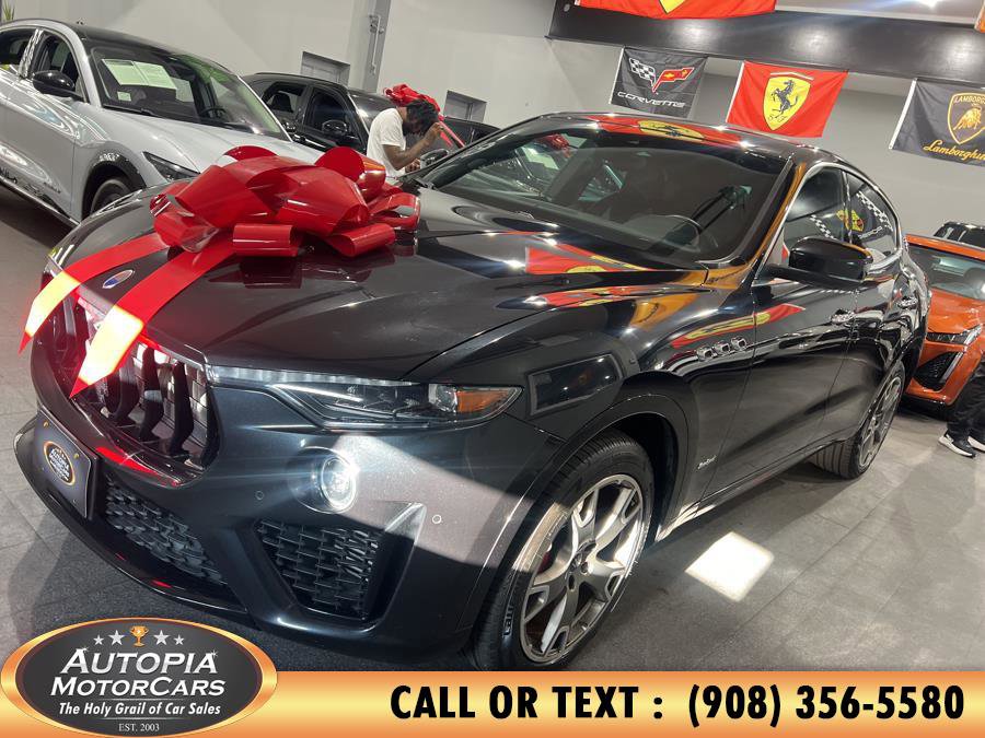 Used 2019 Maserati Levante GranSport image 2