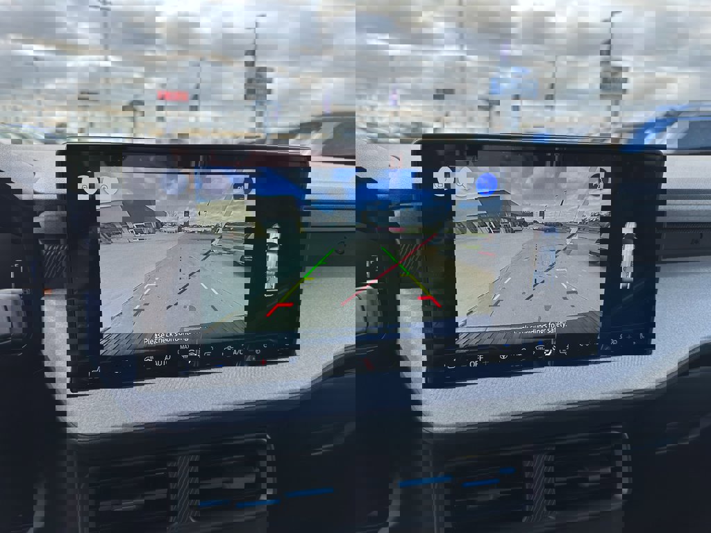 New 2025 Ford Maverick XLT w/ XLT Luxury Package image 21