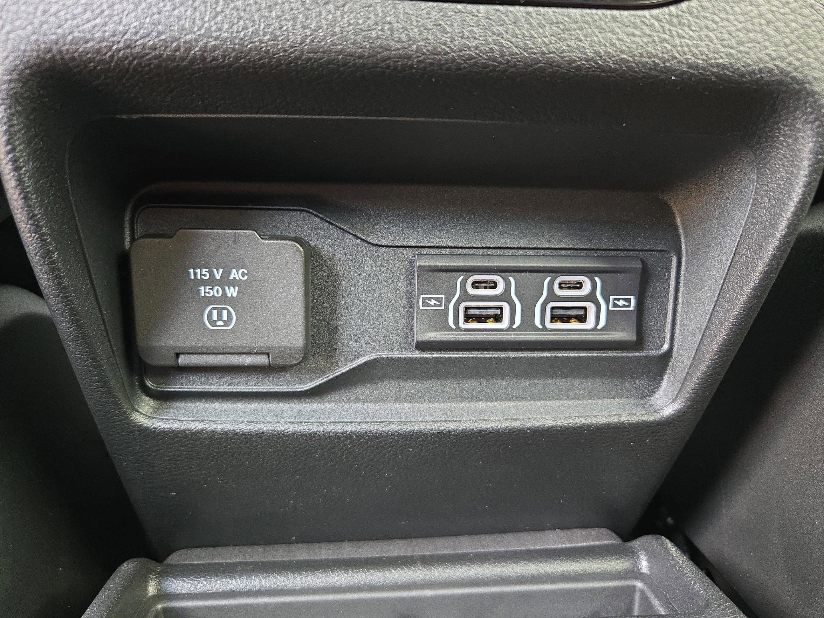 New 2025 Jeep Grand Cherokee L Altitude image 18