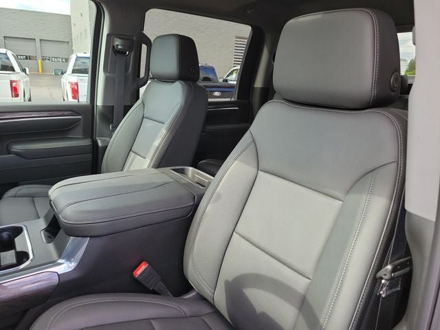 Used 2026 Chevrolet Silverado 2500 LTZ w/ LTZ Plus Package AWD/4WD image 5