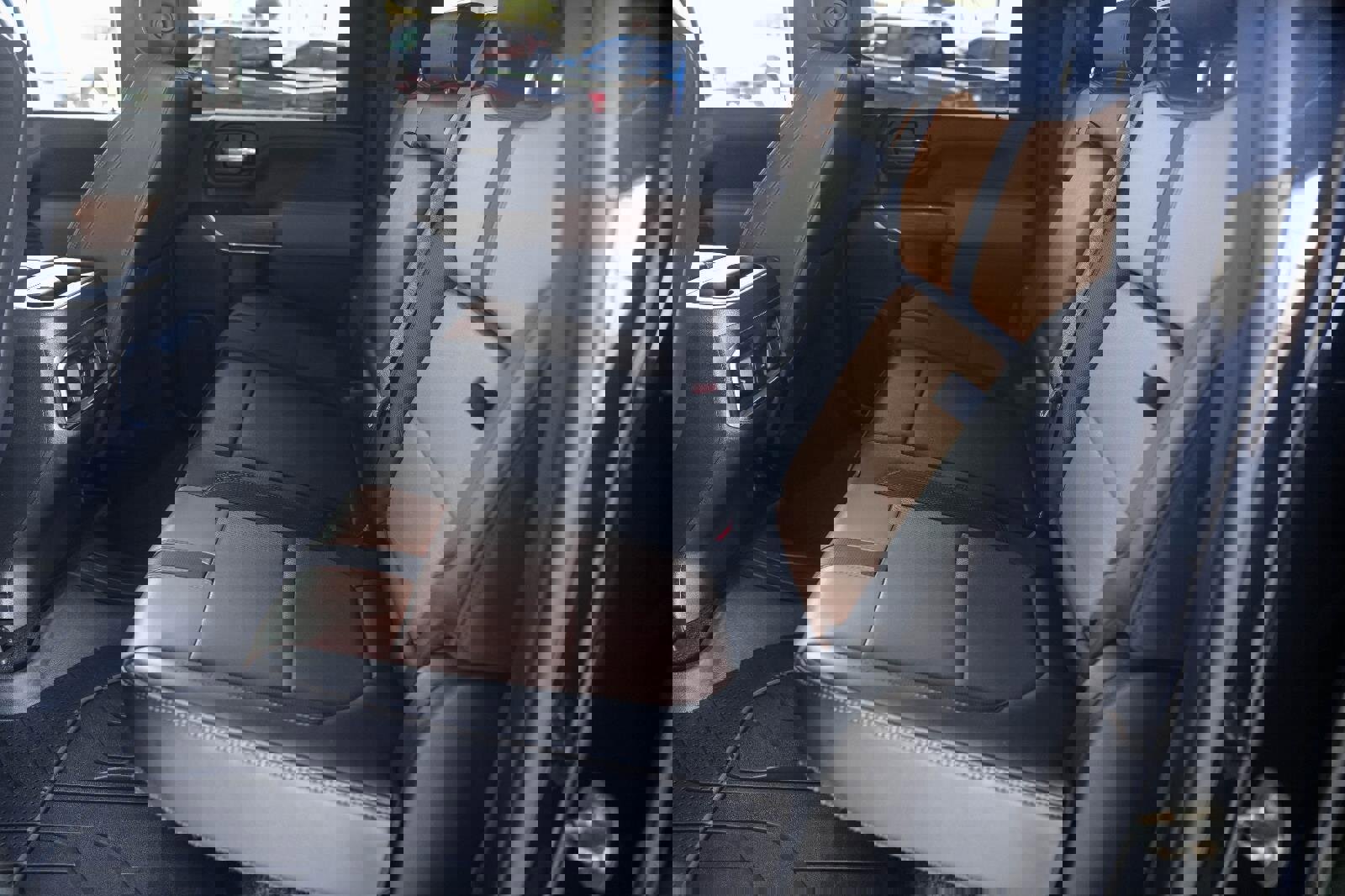 Used 2022 Chevrolet Silverado 3500 High Country image 26