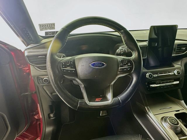 Used 2020 Ford Explorer ST w/ ST Street Pack image 12