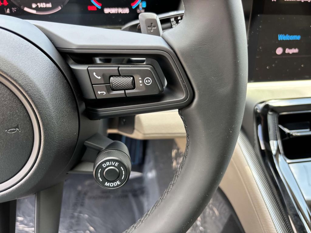 New 2025 Porsche Panamera image 28