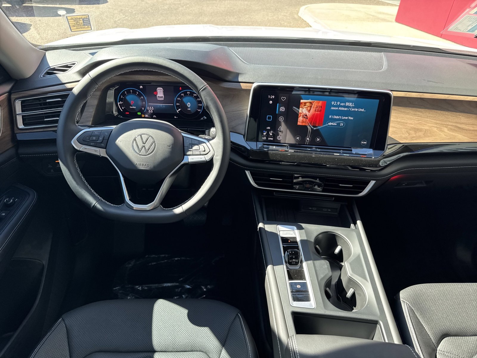 New 2026 Volkswagen Atlas SE image 21