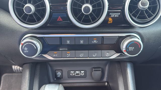 Used 2024 Nissan Sentra SV FWD image 20