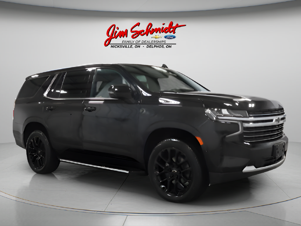 Used 2023 Chevrolet Tahoe LT w/ Luxury Package AWD/4WD image 2