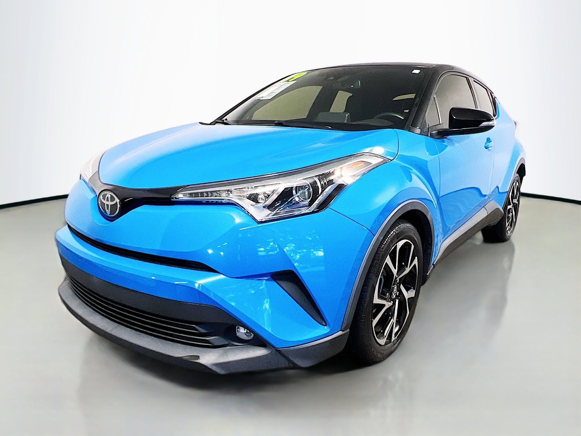 Used 2019 Toyota C-HR Limited image 10