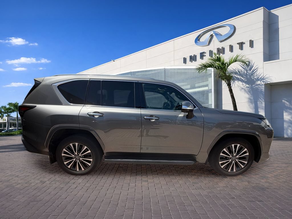 Used 2023 Lexus LX 600 4WD w/ Interior Upgrade Package image 8