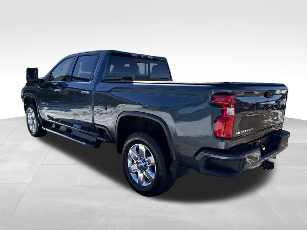 Used 2020 Chevrolet Silverado 2500 High Country w/ Technology Package image 3