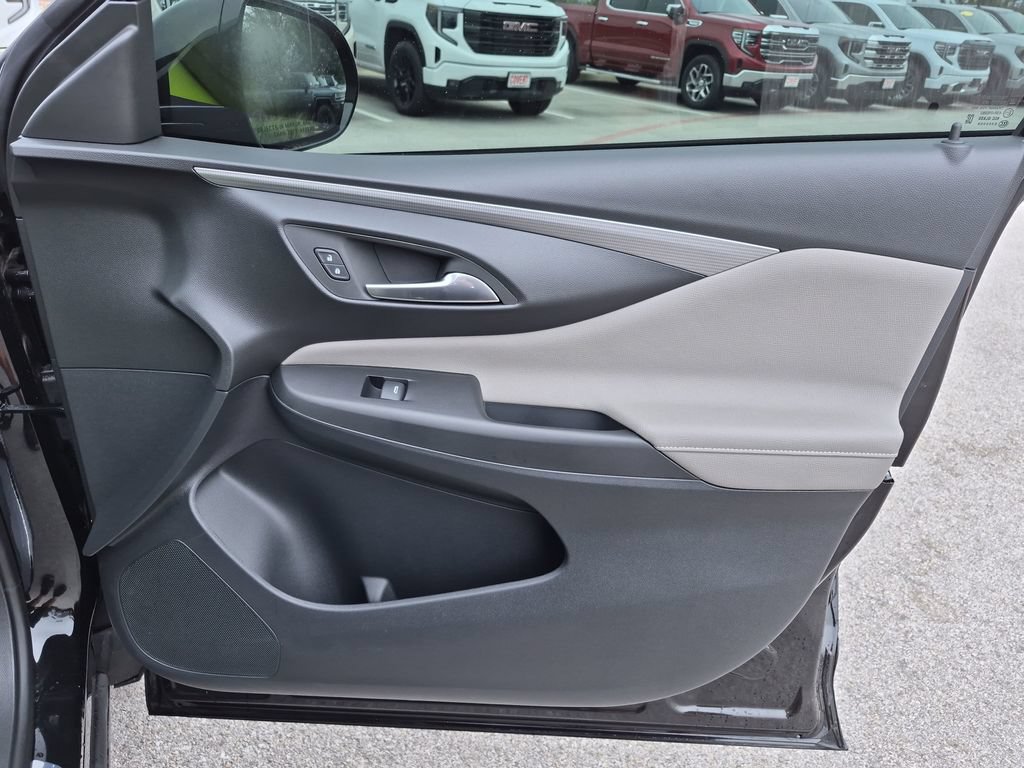 New 2026 Buick Envista Avenir FWD image 36