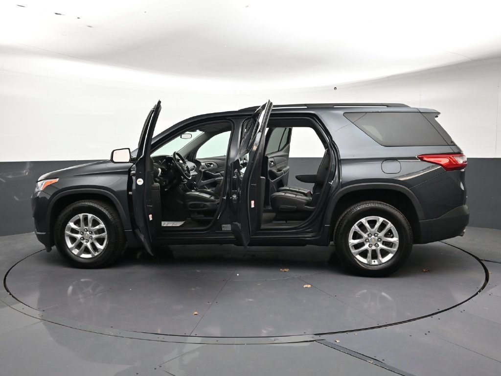 Used 2020 Chevrolet Traverse LT AWD/4WD image 34