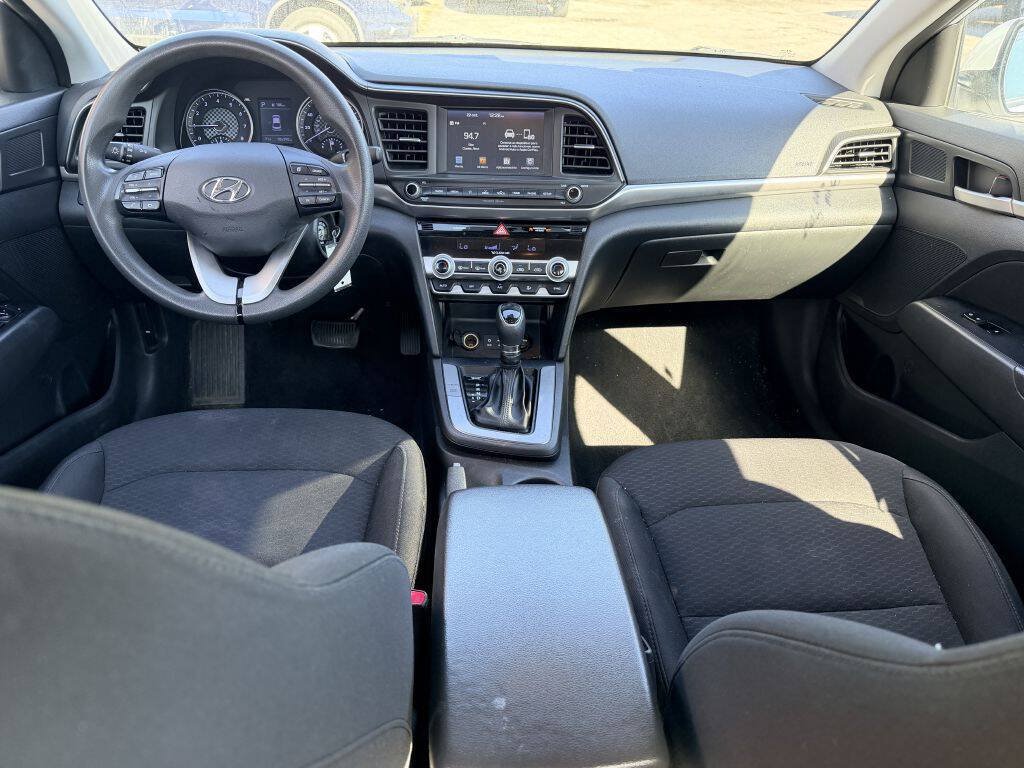 Used 2020 Hyundai Elantra SEL w/ Cargo Package (C1) FWD image 6
