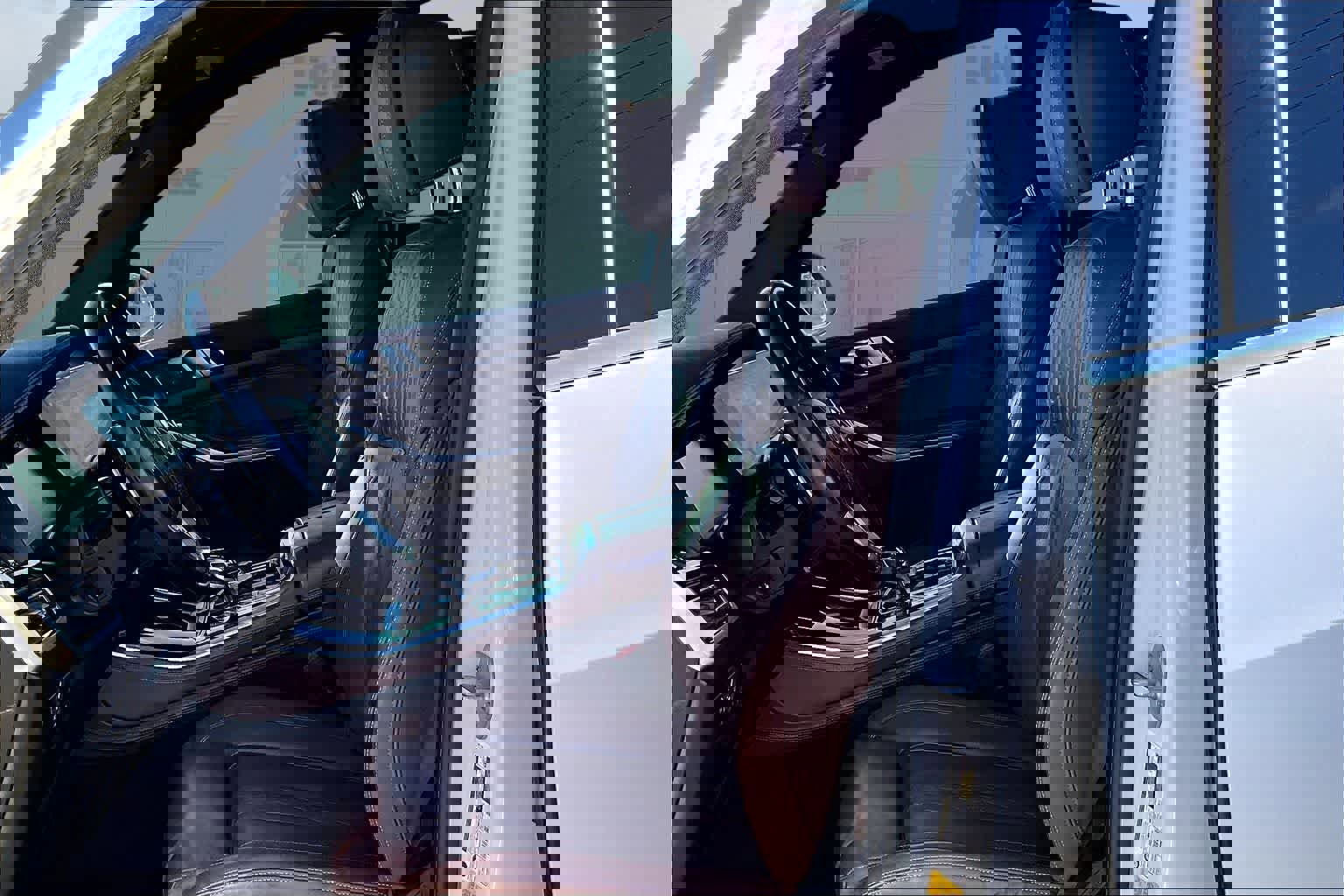 Used 2021 BMW X5 xDrive45e w/ Executive Package image 11