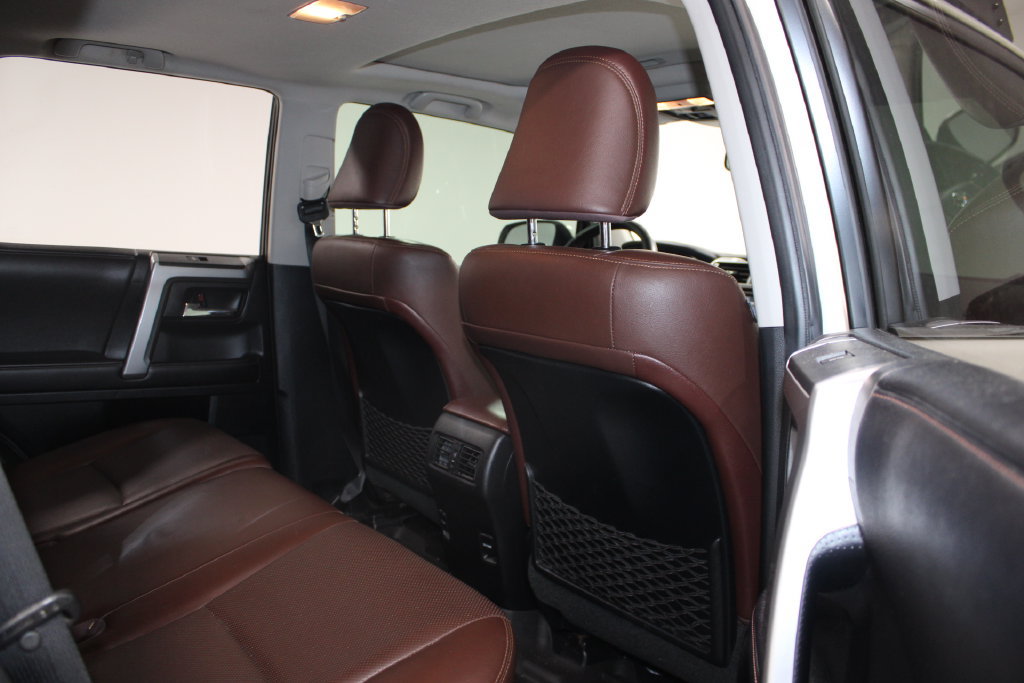 Used 2016 Toyota 4Runner Limited AWD/4WD image 21